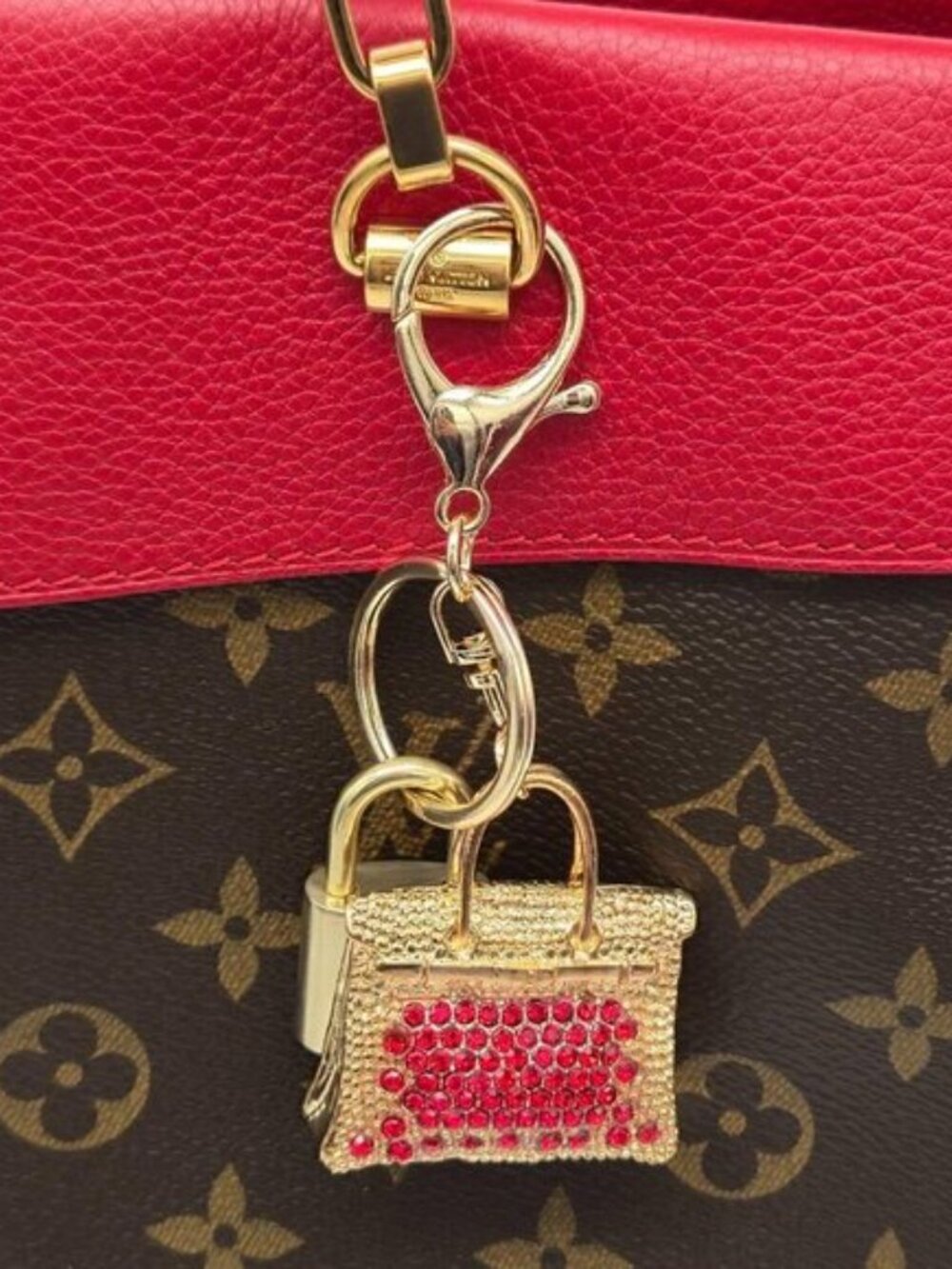 Authentic Louis Vuitton Gold Padlock & Key 🔒 LV Bag Charm Unbranded Keychain - Picture 10 of 10